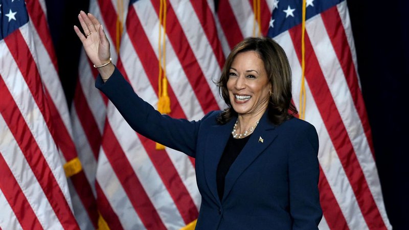 Vizepräsidentin Kamala Harris spricht bei ihrer ersten Wahlkampfveranstaltung | Bild: dpa-Bildfunk/Mark Hertzberg Vizepräsidentin Kamala Harris spricht bei ihrer ersten Wahlkampfveranstaltung