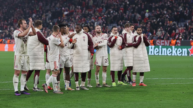 Die Spieler des FC Bayern | Bild: picture-alliance / dpa Die Spieler des FC Bayern