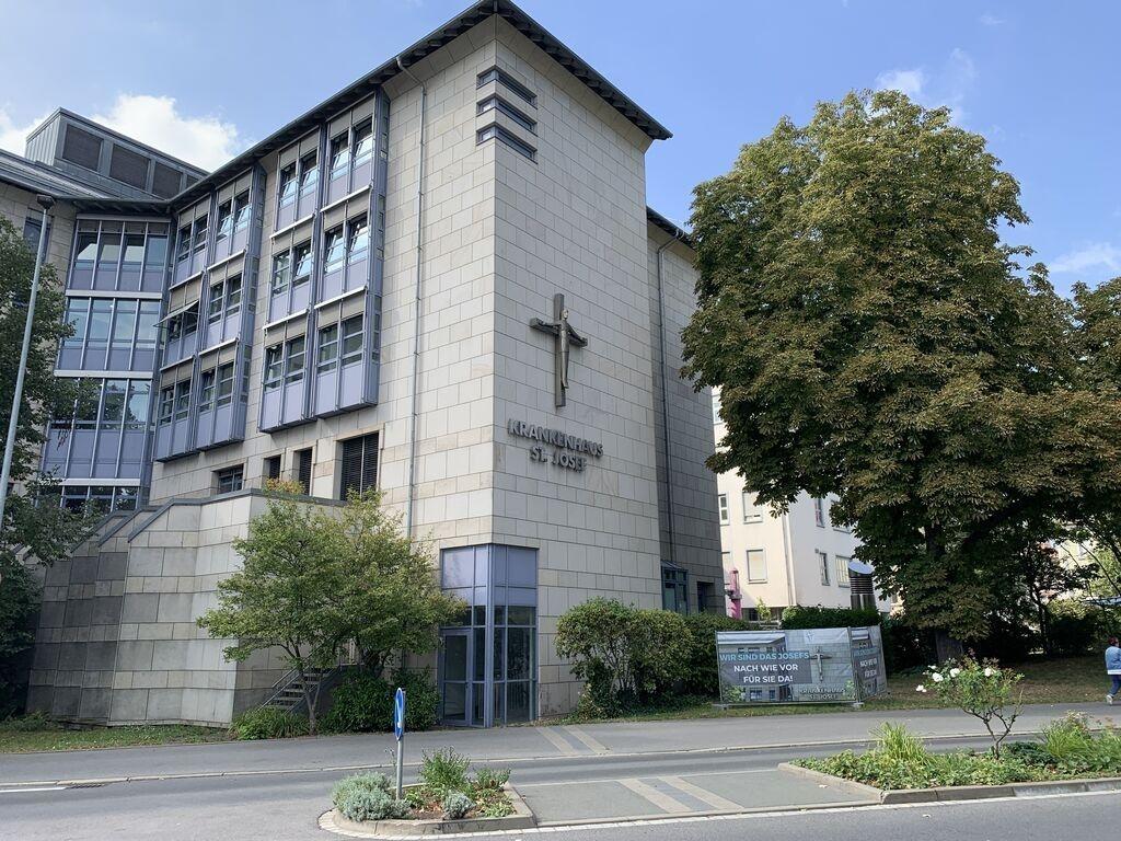 Außenansicht des Krankenhaus St. Josef Schweinfurt