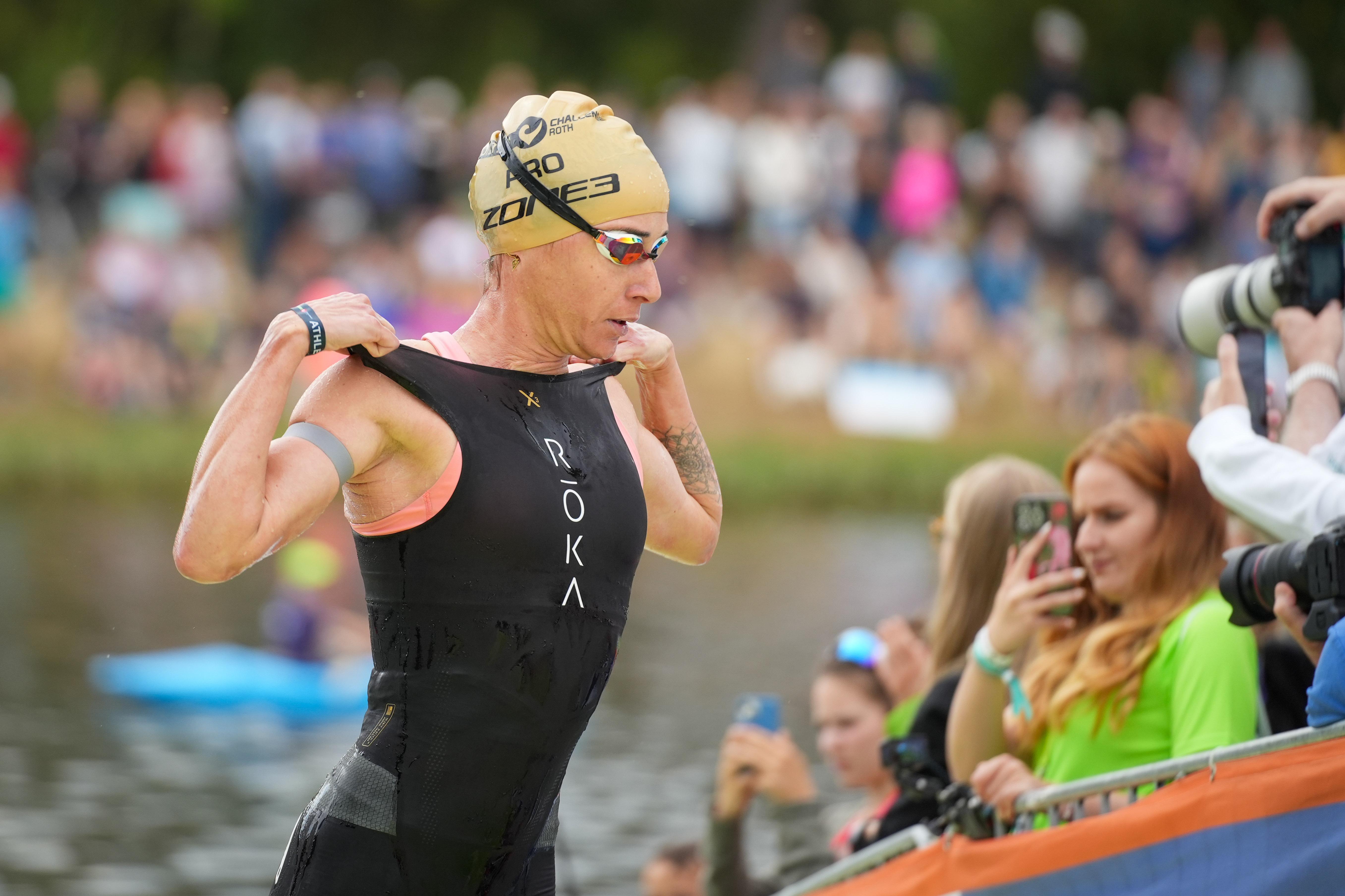 Triathlon Challenge Roth -Wechsel nach dem Schwimmen