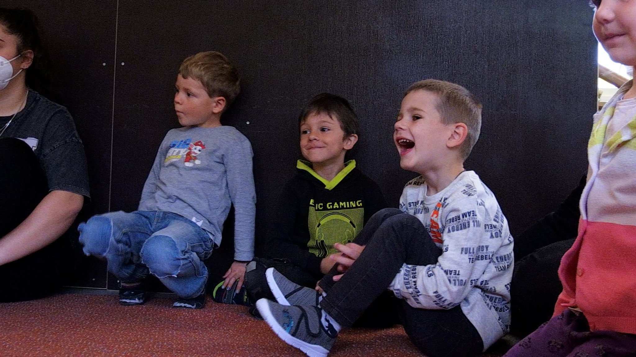 Vlad an seinem ersten Tag im Kindergarten in Frickenhausen (Lkr. Würzburg)