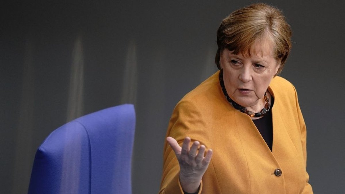 BR24Live: Nach Oster-Kehrtwende - Regierungserklärung von Merkel
