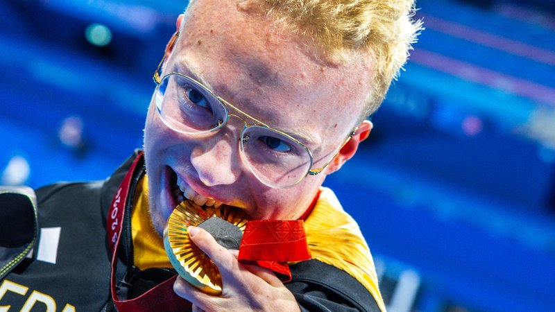 Paralympics-Goldmedaillengewinner Josia Topf | Bild: picture-alliance/dpa Paralympics-Goldmedaillengewinner Josia Topf
