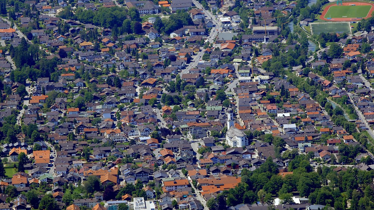 Garmisch-Partenkirchen aus der Luft