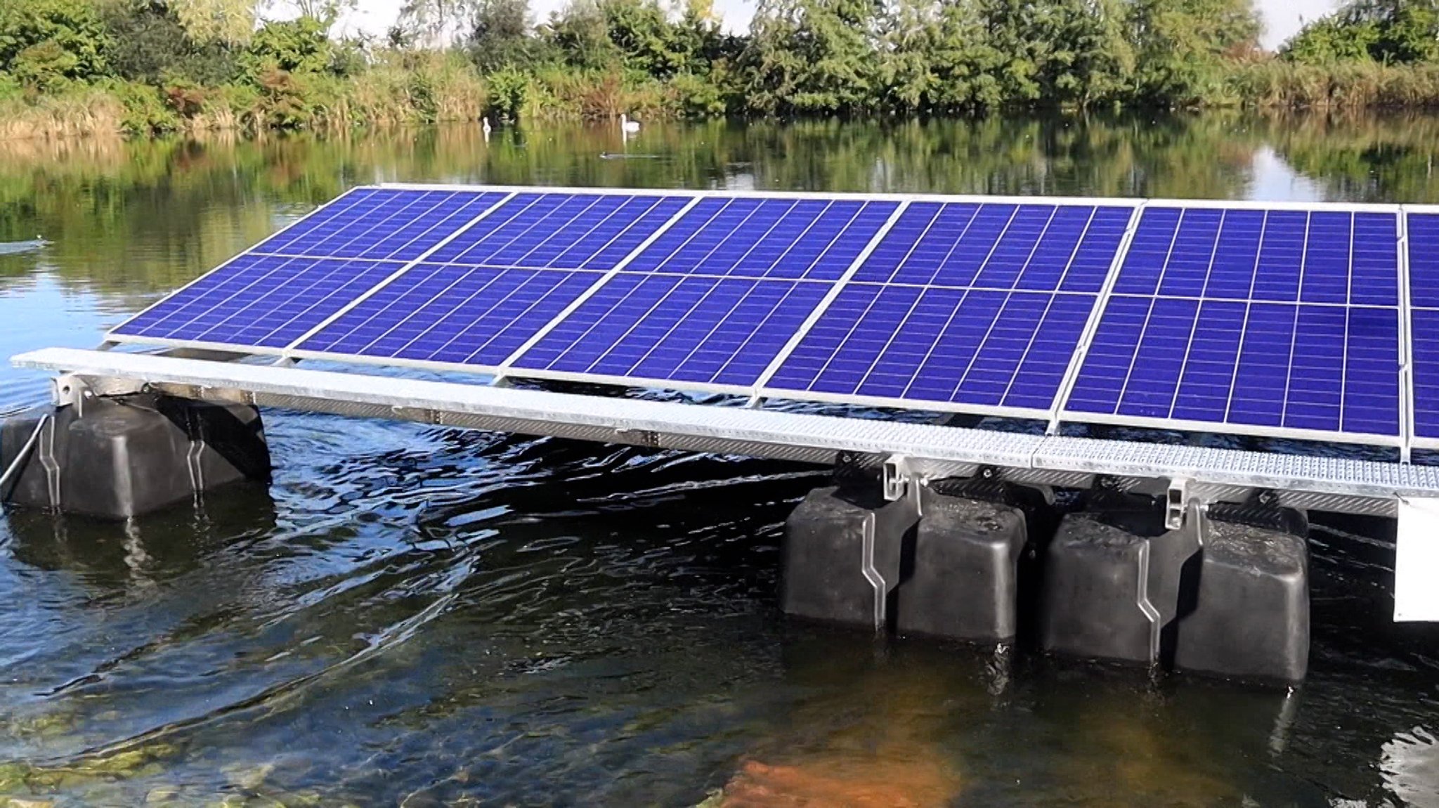 Solar-Panels in der Kläranlage in Eching am Ammersee