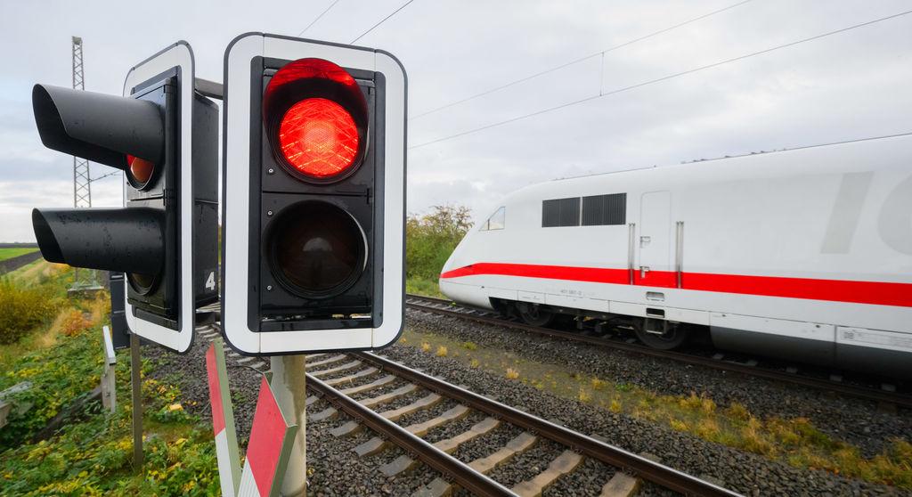 Streckensperrungen bei der Bahn (Symbolbild)