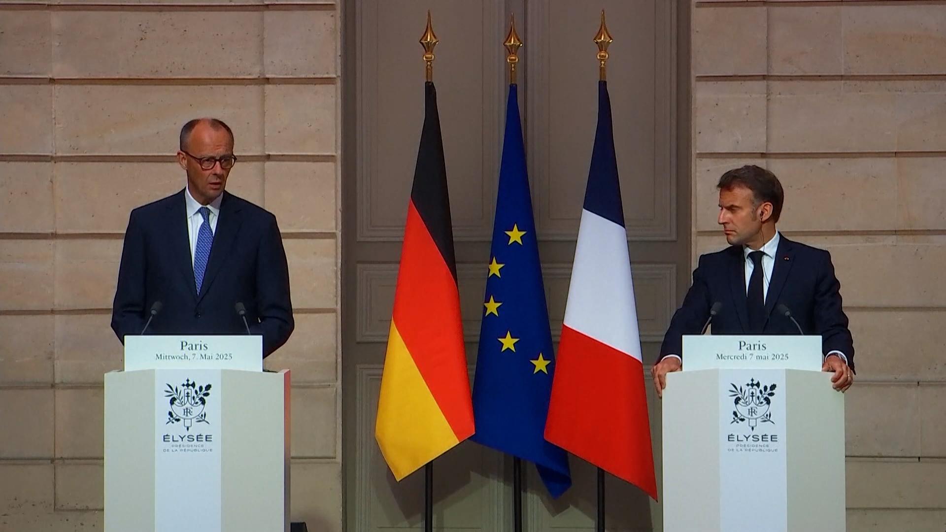 Bundeskanzler Friedrich Merz (CDU) ist zum Antrittsbesuch in Paris bei Präsident Emmanuel Macron.