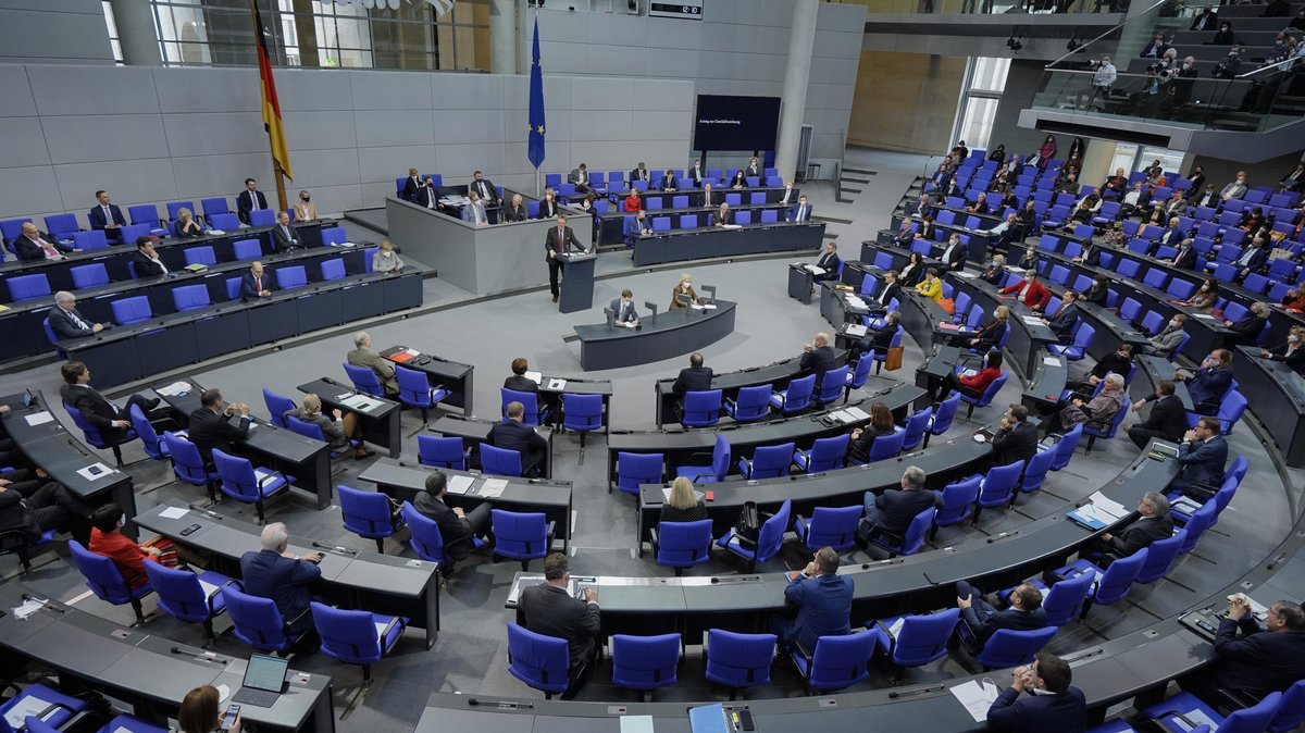 Plenum des Deutschen Bundestages am 18.11.2020