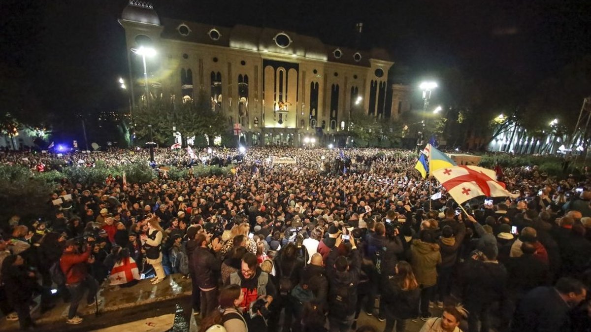 Neuauszählung in Georgien bestätigt Sieg der Regierungspartei