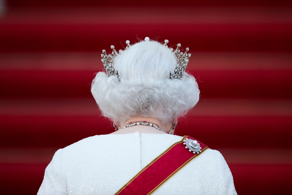 Berlin, Juli 2015: Königin Elizabeth II. von Großbritannien kommt im Schloss Bellevue zu einem Staatsbankett ihr zu Ehren. 