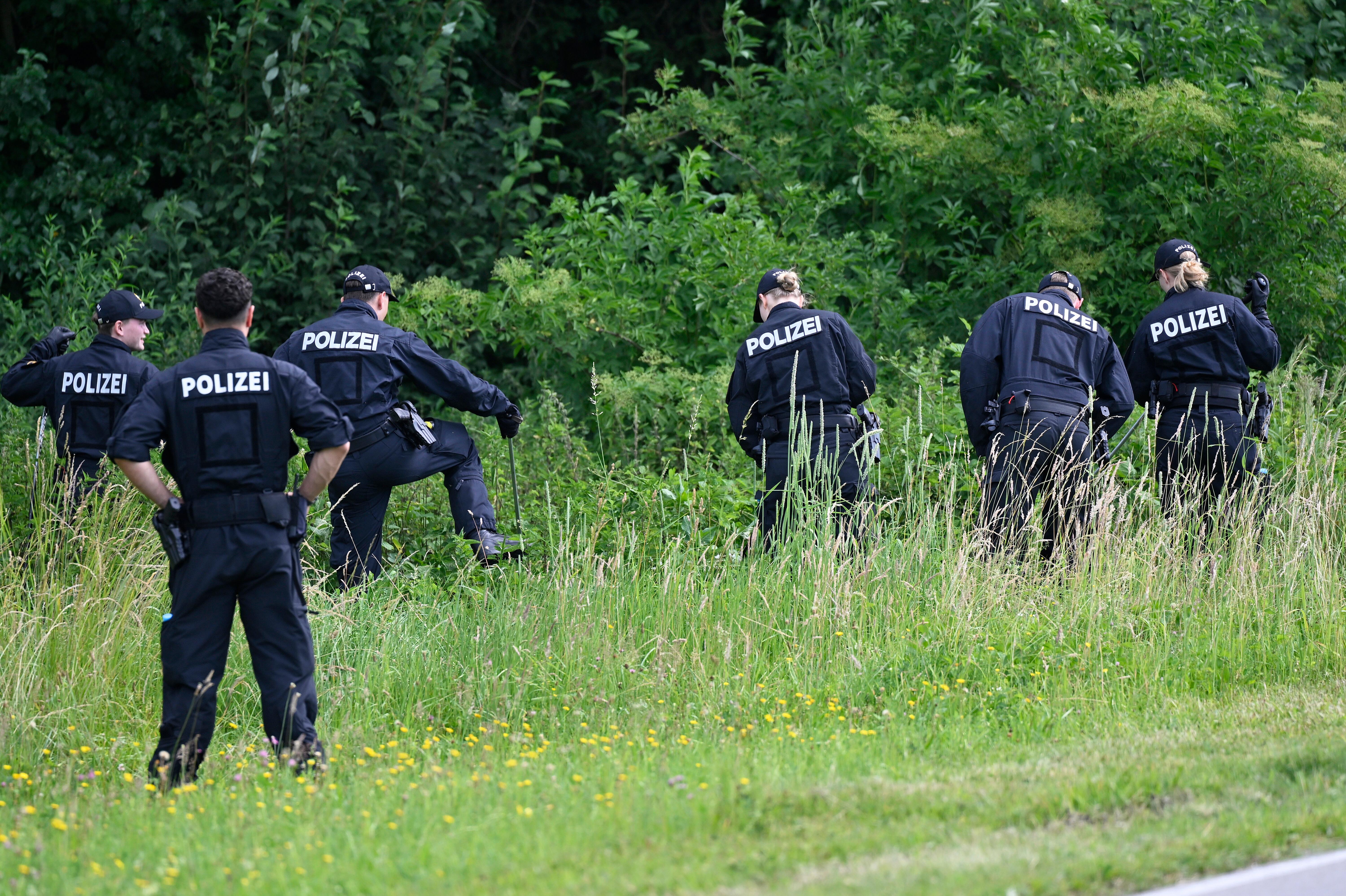 Getötete Frau aus Bad Aibling: Erneute Suche im Wald | BR24