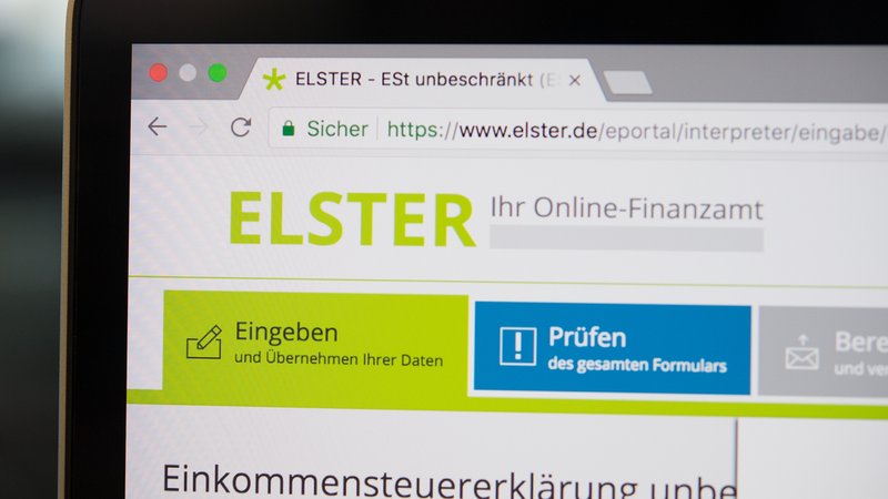 Elster-Website auf einem Smartphone