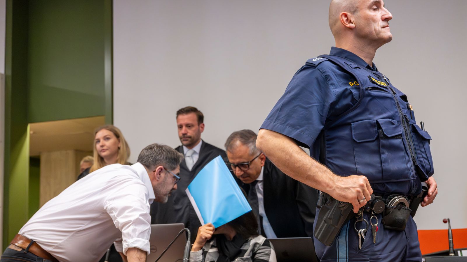 Lebenslänglich in Münchner Völkermordprozess um Taten an Jesiden