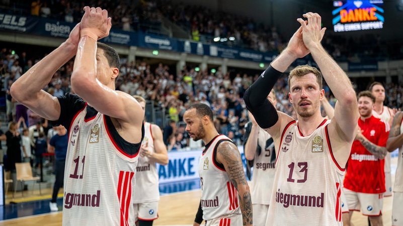 Heidelberg - FC Bayern Basketball | Bild: picture-alliance / dpa Heidelberg - FC Bayern Basketball