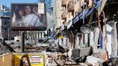 Trümmer auf Straßen in der Hauptstadt | Bild:dpa-Bildfunk/Mohammad Javad Abjoushak