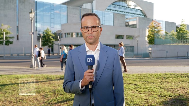 Der BR-Korrespondent Mario Kubina | Bild: Bayerischer Rundfunk 2025 Der BR-Korrespondent Mario Kubina