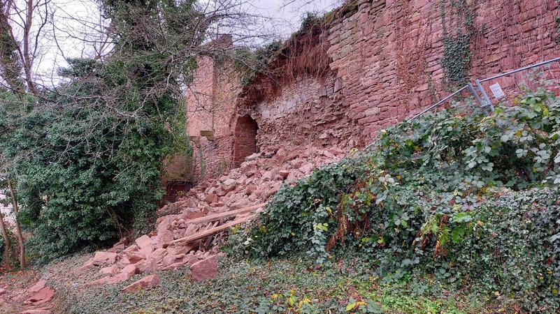Eingestürzte Stadtmauer in Miltenberg | Bild: Stadt Miltenberg Eingestürzte Stadtmauer in Miltenberg