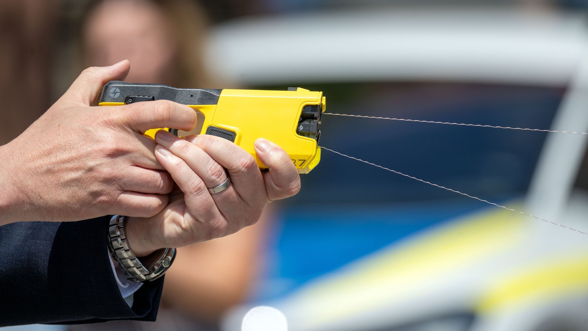 Bayerische Streifenpolizei testet Taser – erste Erkenntnisse