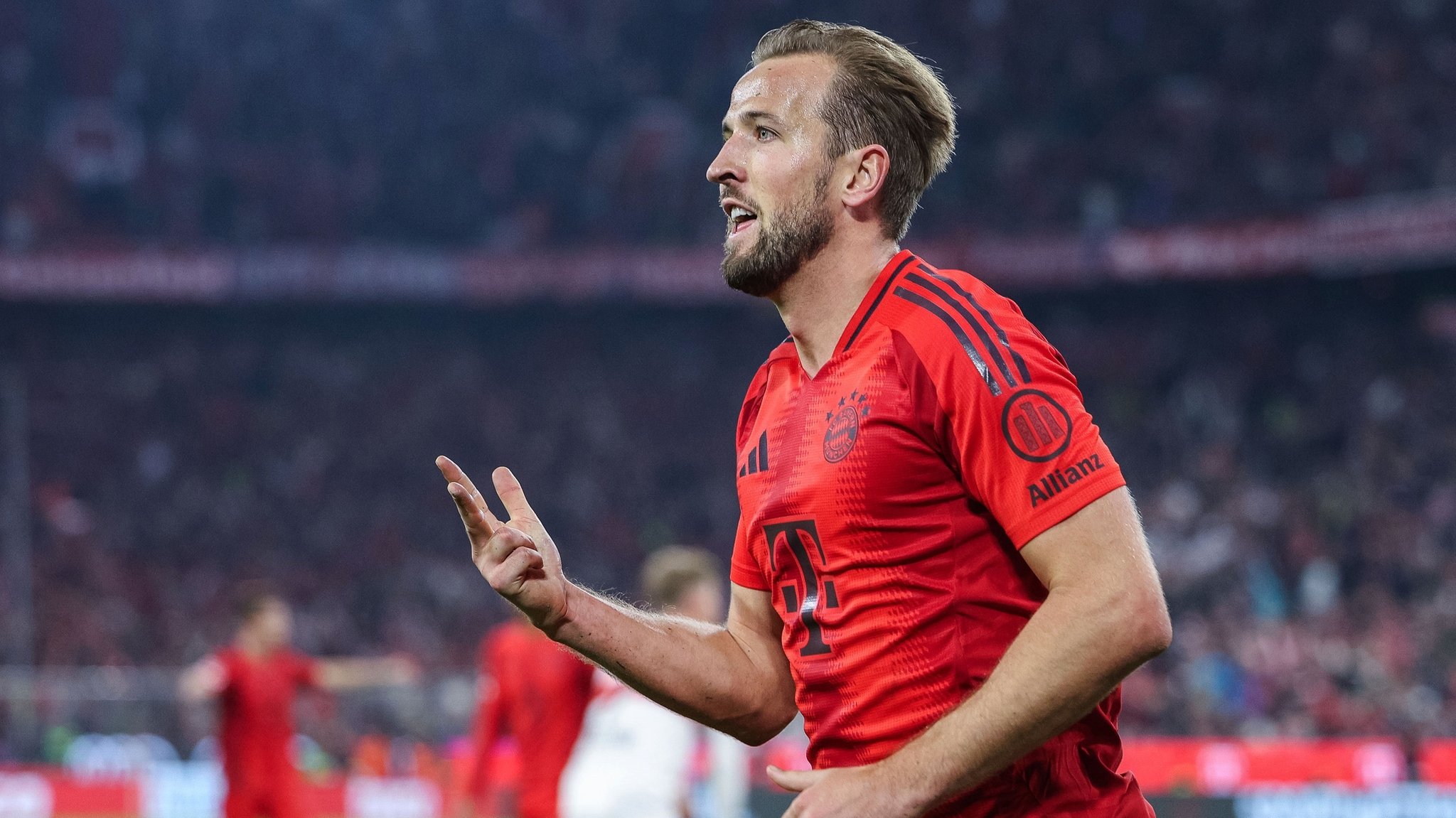 "Killer" Kane: Den Hattrick-Ball bekommt Söhnchen Louis