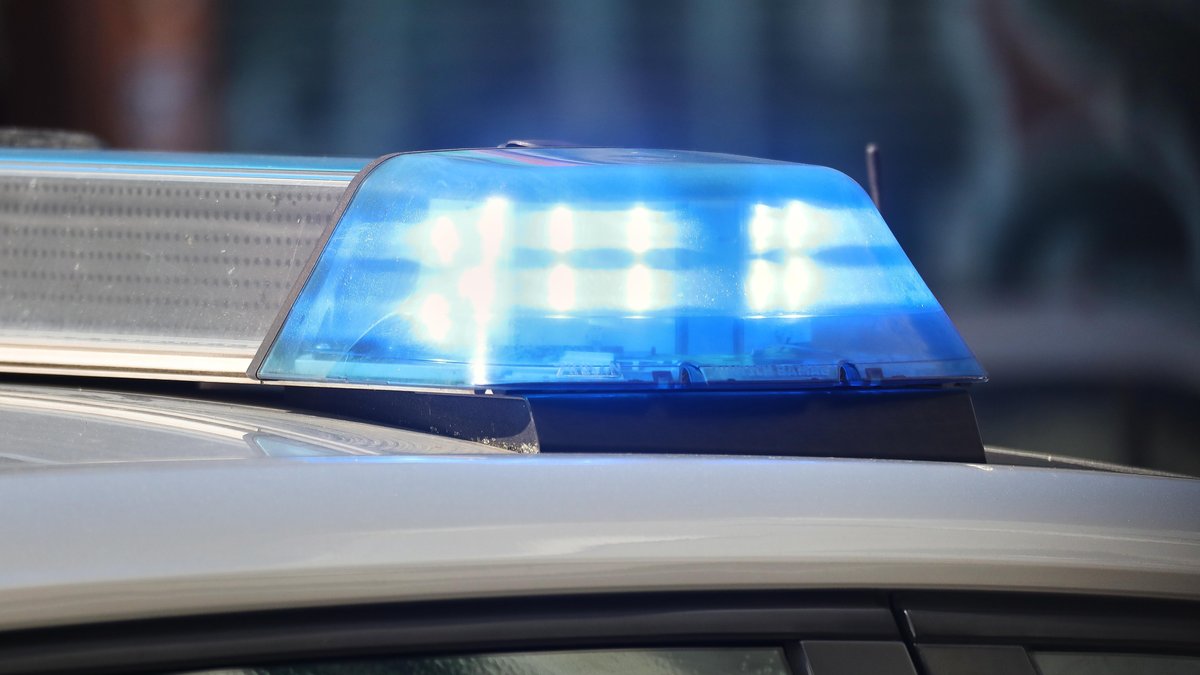 Busunfall auf der A8: 30 Menschen verletzt