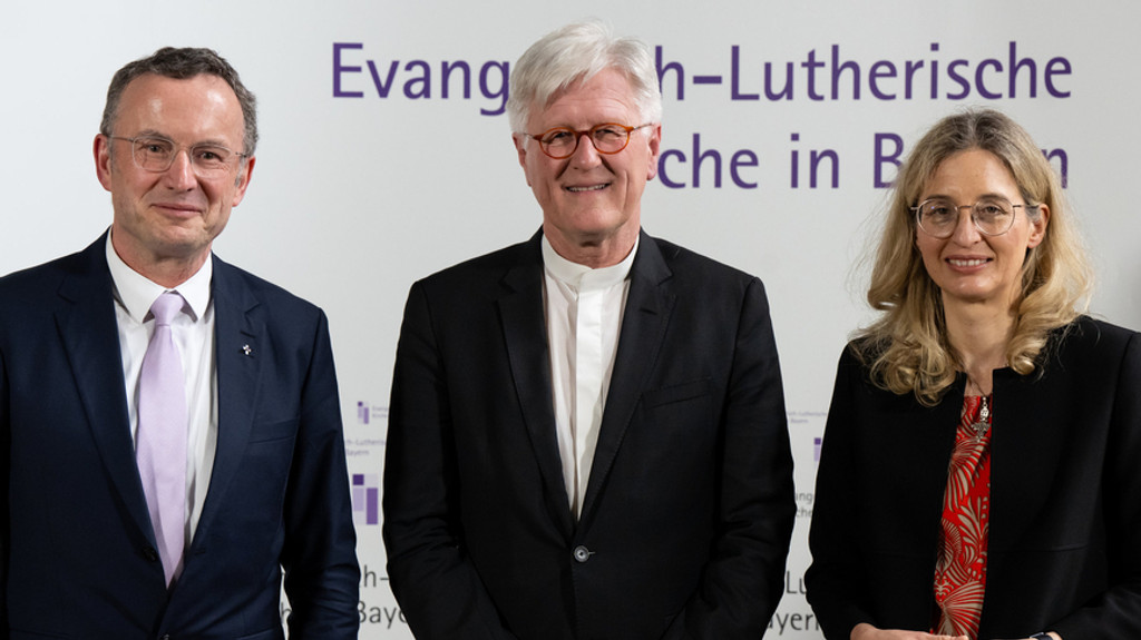 Die Landeskirche konnte sich bisher nicht auf eine Nachfolge für Heinrich Bedford-Strohm einigen | Bild: dpa-Bildfunk/Sven Hoppe Die Landeskirche konnte sich bisher nicht auf eine Nachfolge für Heinrich Bedford-Strohm einigen