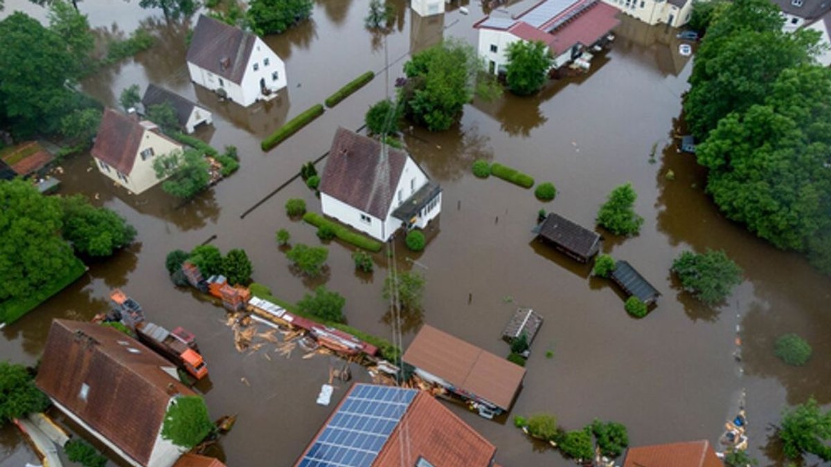 Hochwasser in Dinkelscherben. 