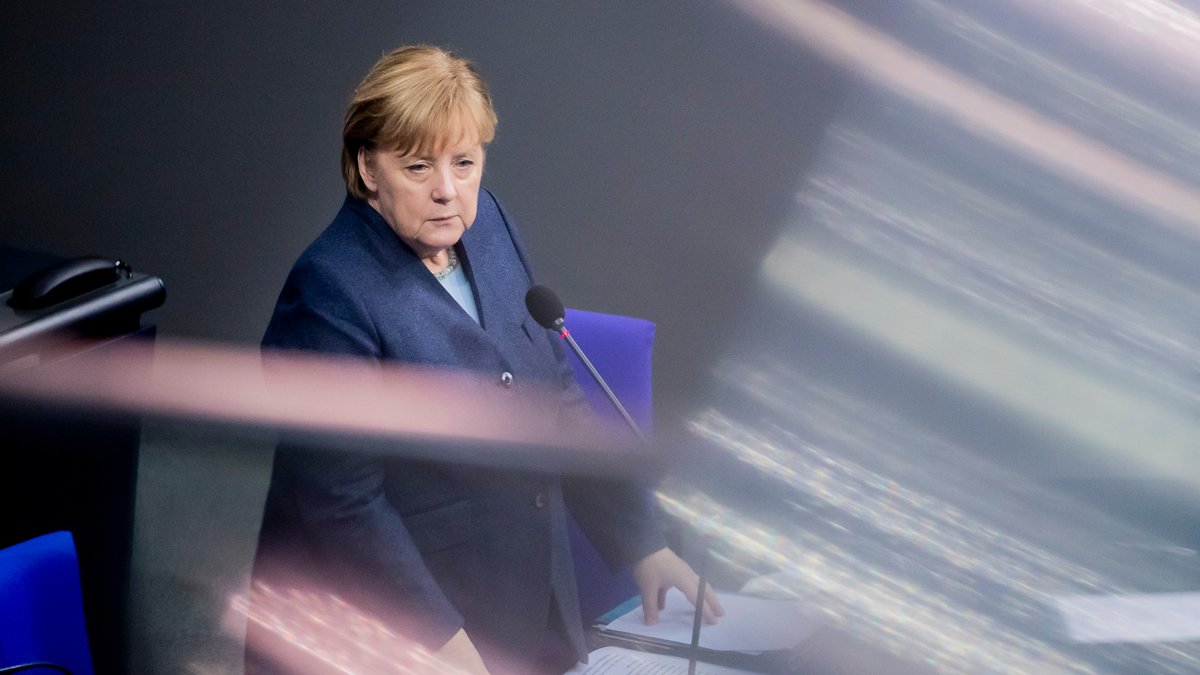 "Wir wollen keine Vermögensabgabe", sagte Kanzlerin Merkel am Mittwoch in der Regierungsbefragung im Bundestag.