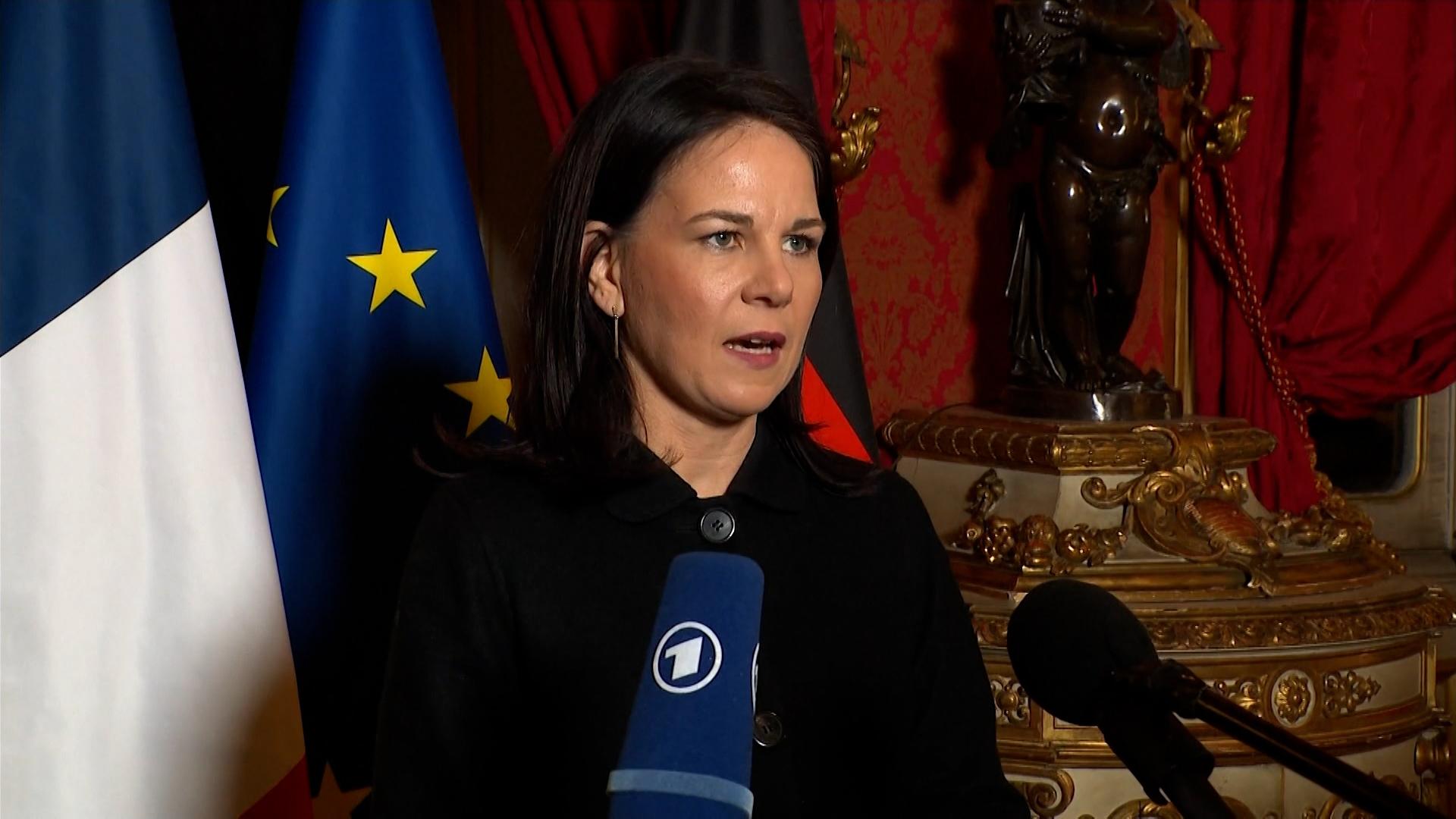 Baerbock pocht auf Mitspracherecht der Ukraine