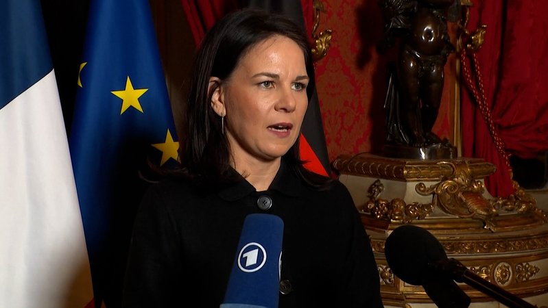 Baerbock pocht auf Mitspracherecht der Ukraine | Bild: BR Baerbock pocht auf Mitspracherecht der Ukraine