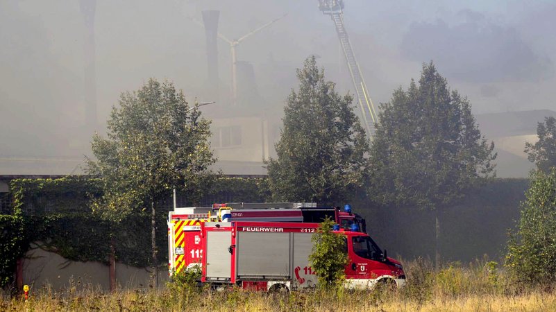 Großbrand in Wunsiedel | Bild: dpa-Bildfunk/Daniel Vogel Großbrand in Wunsiedel
