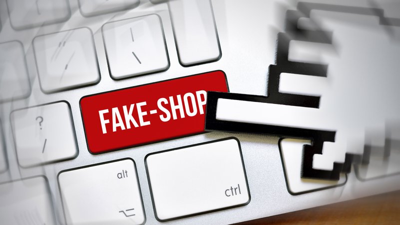 FOTOMONTAGE, Computertaste mit der Aufschrift Fake-Shop | Bild: picture alliance / Bildagentur-online/Ohde FOTOMONTAGE, Computertaste mit der Aufschrift Fake-Shop