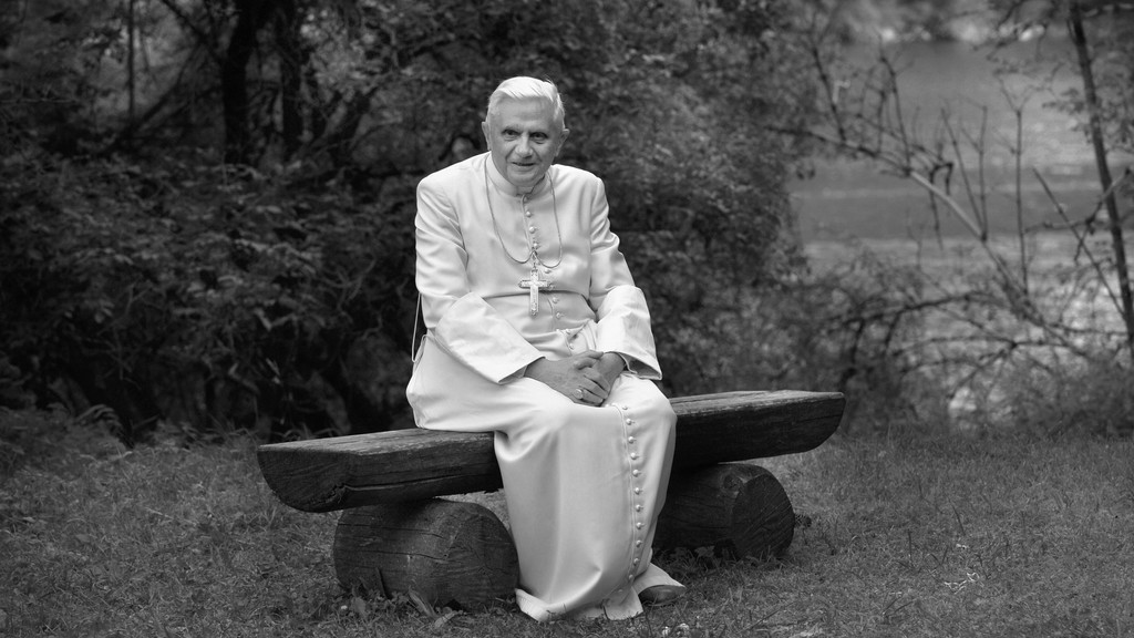 Papst Benedikt XVI. während eines Sommerurlaubs in den Dolomiten.