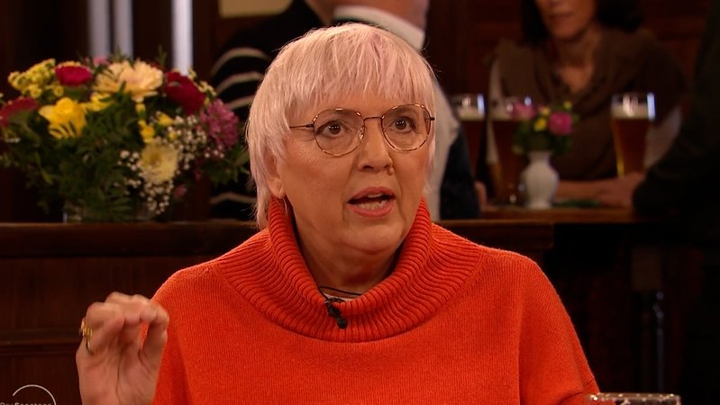 Die Grünen-Politikerin Claudia Roth am Sonntags-Stammtisch im BR | Bild: BR/Andreas Schroll Die Grünen-Politikerin Claudia Roth am Sonntags-Stammtisch im BR