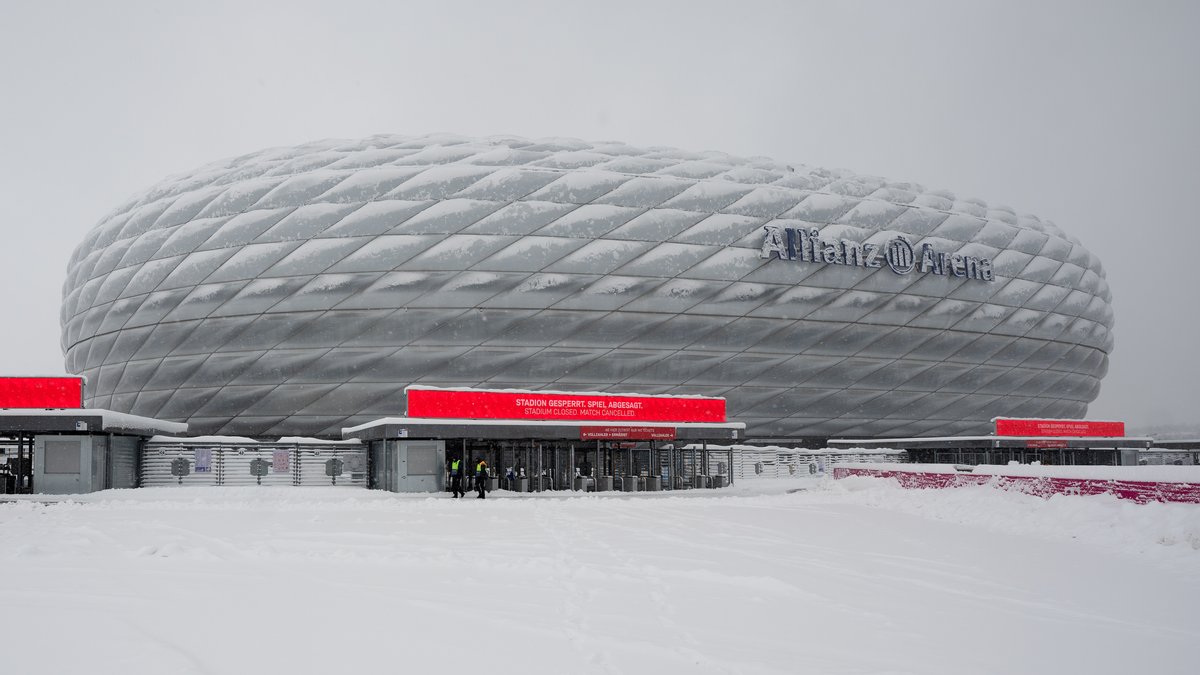 Allianz Arena im Schnee