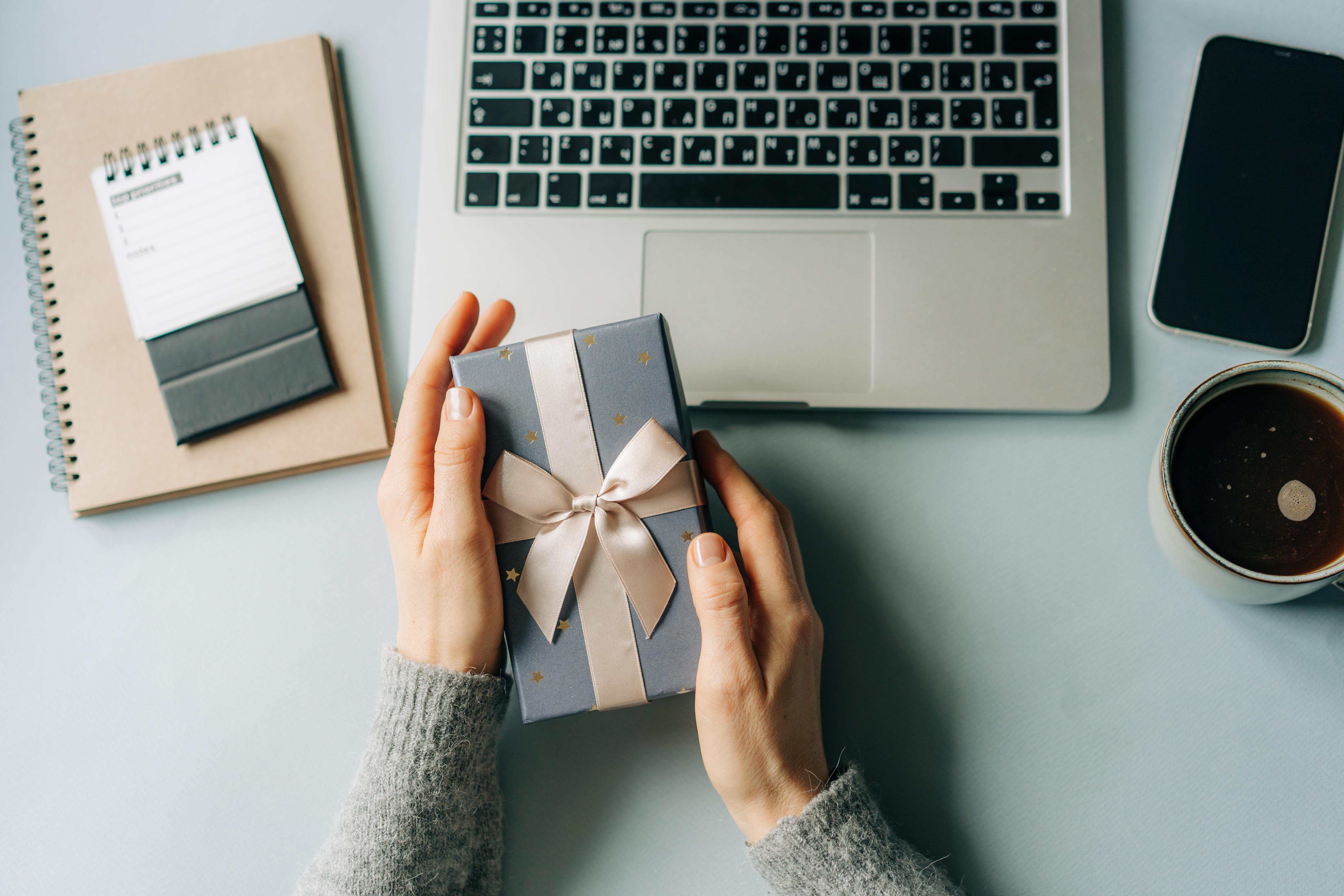 Symbolbild: Liebe am Arbeitsplatz