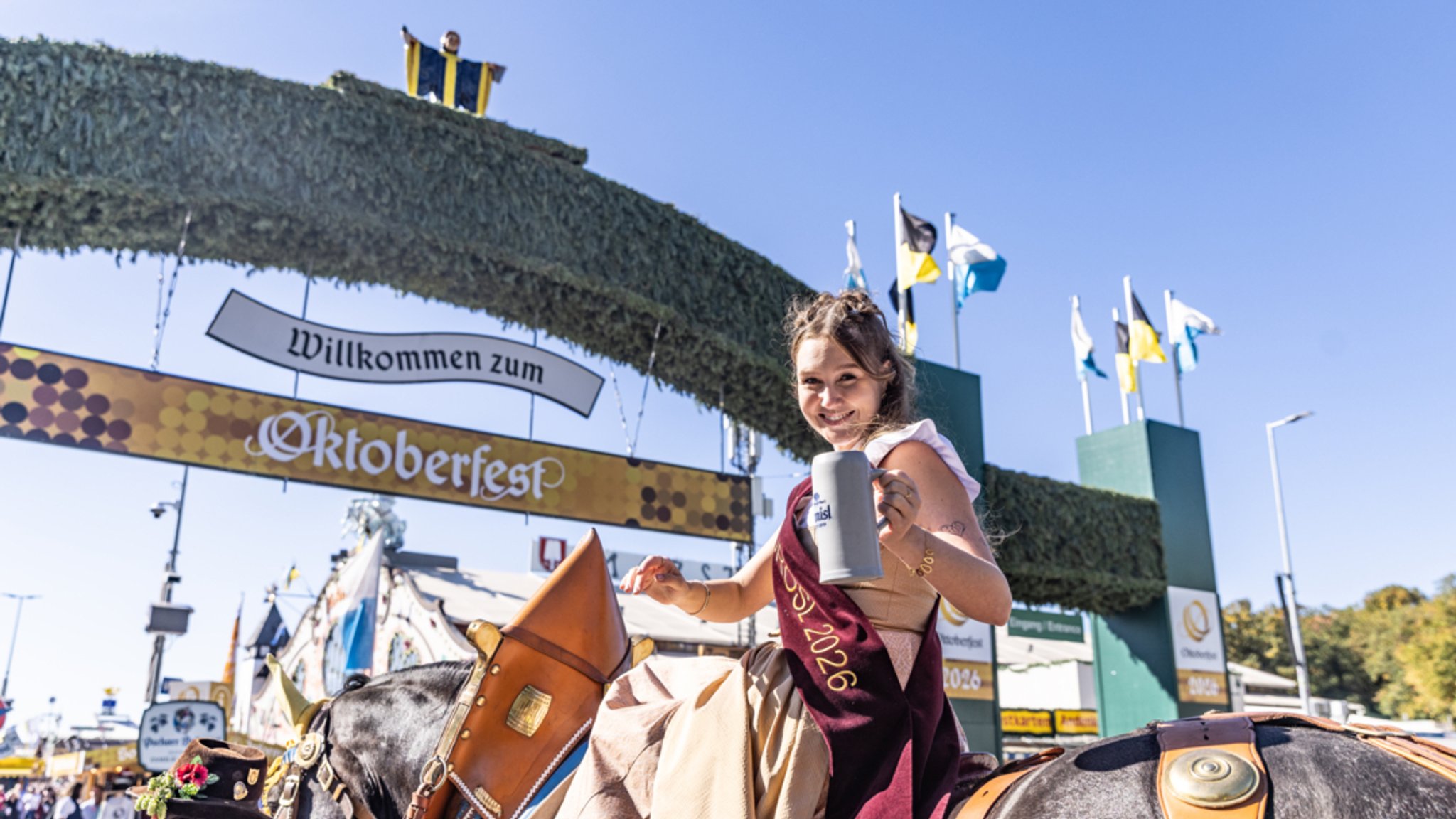Bis zum 4. Oktober wird dann auf der Theresienwiese gefeiert. An die sieben Millionen Besucher werden erwartet. | Bild: BR/Markus Konvalin Bis zum 4. Oktober wird dann auf der Theresienwiese gefeiert. An die sieben Millionen Besucher werden erwartet.