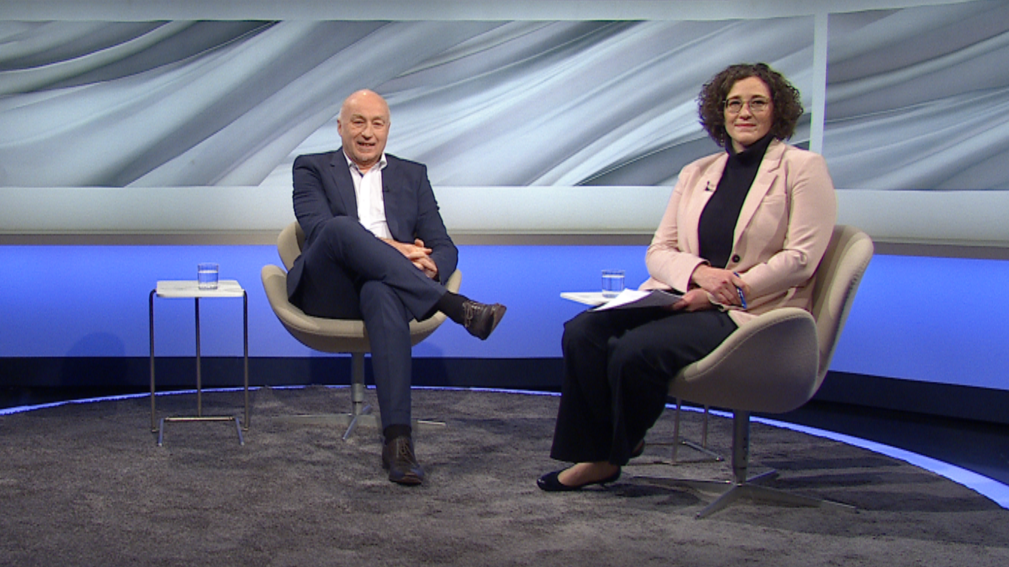 Prof. Dr. Jürgen Margraf, Lehrstuhl für Klinische Psychologie und Psychotherapie an der Ruhr-Universität Bochum; Rigobert Kaiser, BR Wirtschafts-Experte; Moderation: Eva Lell