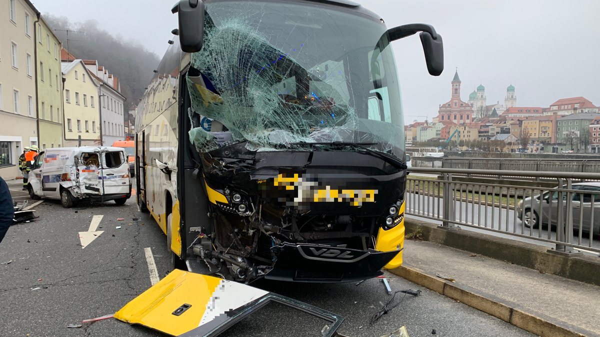 Der beschädigte Bus