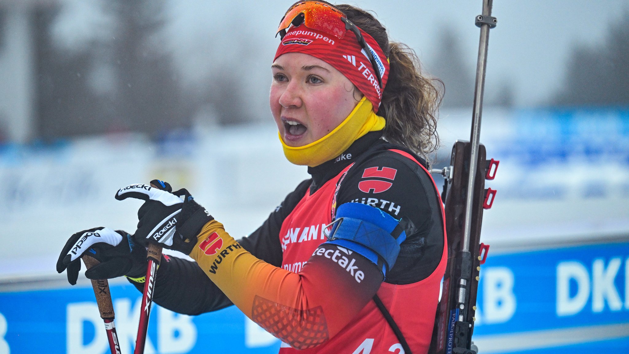 09.01.2025, Thüringen, Oberhof: Biathlon: Weltcup, Sprint 7,5 km, Damen, Selina Grotian aus Deutschland reagiert im Ziel.