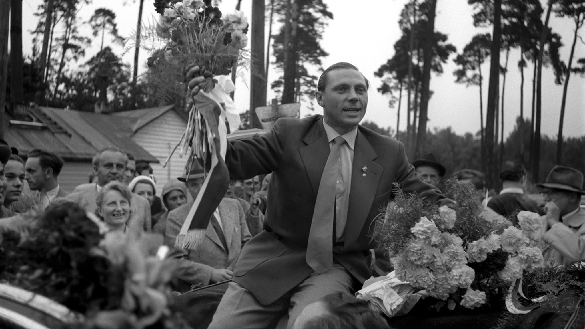 Max Morlock wird 1954 in Nürnberg gefeiert