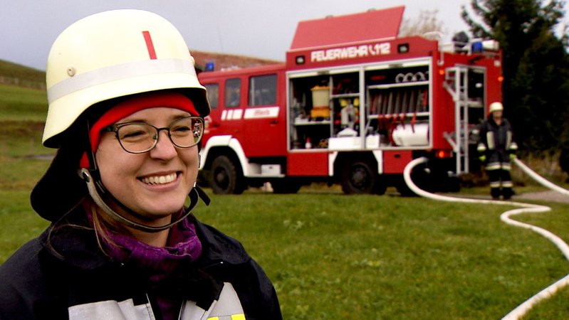 Evelyn Bertl ist Kommandantin bei der Freiwilligen Feuerwehr in Hopferau im Ostallgäu.