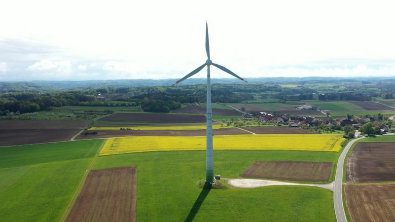 Die Energiewende wird zunehmend dezentral. Und das bedeutet neue Einfalls-Tore für Kriminelle. | Bild: BR Die Energiewende wird zunehmend dezentral. Und das bedeutet neue Einfalls-Tore für Kriminelle.