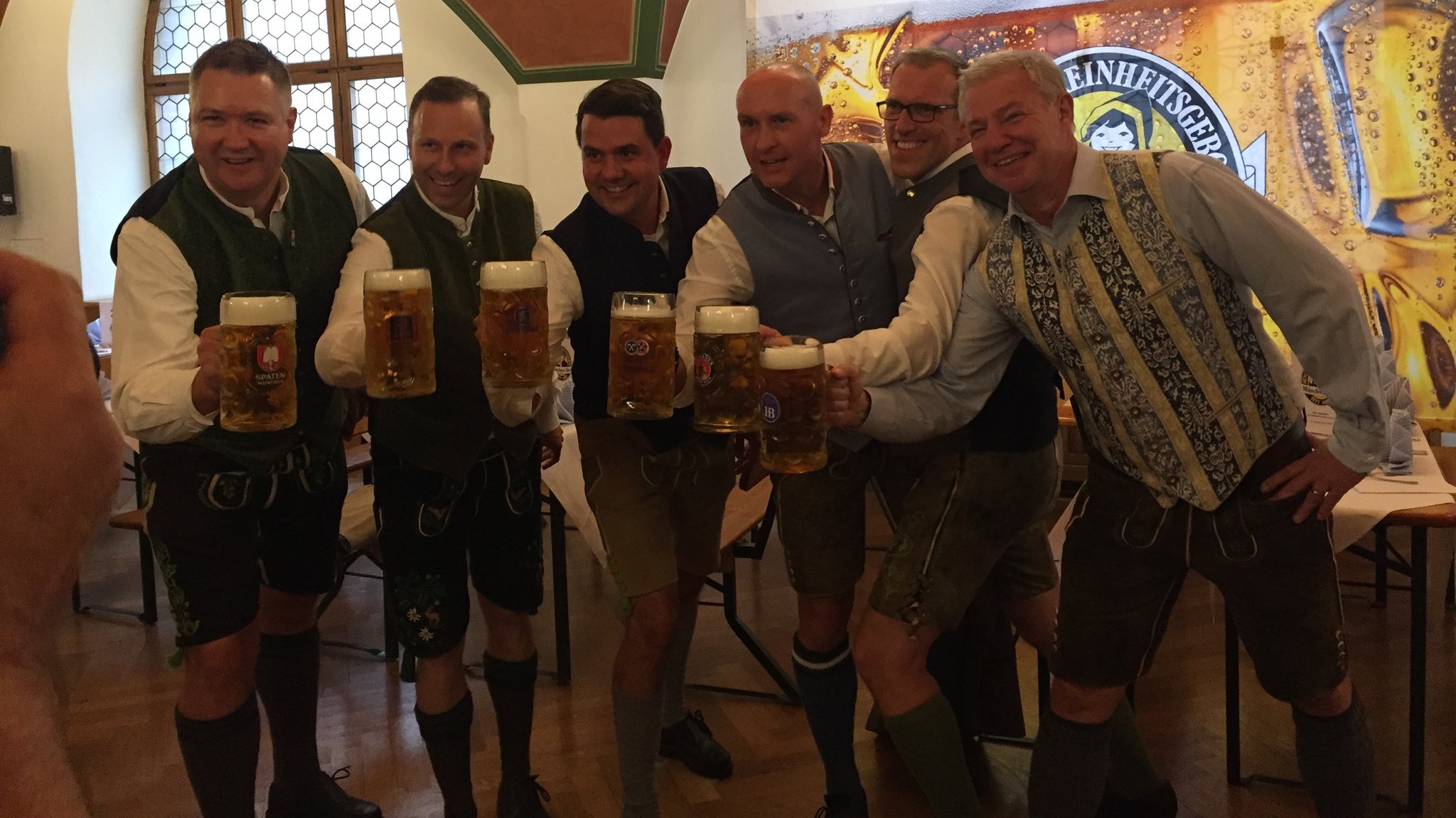 Wiesnbierprobe in der Ratstrinkstube