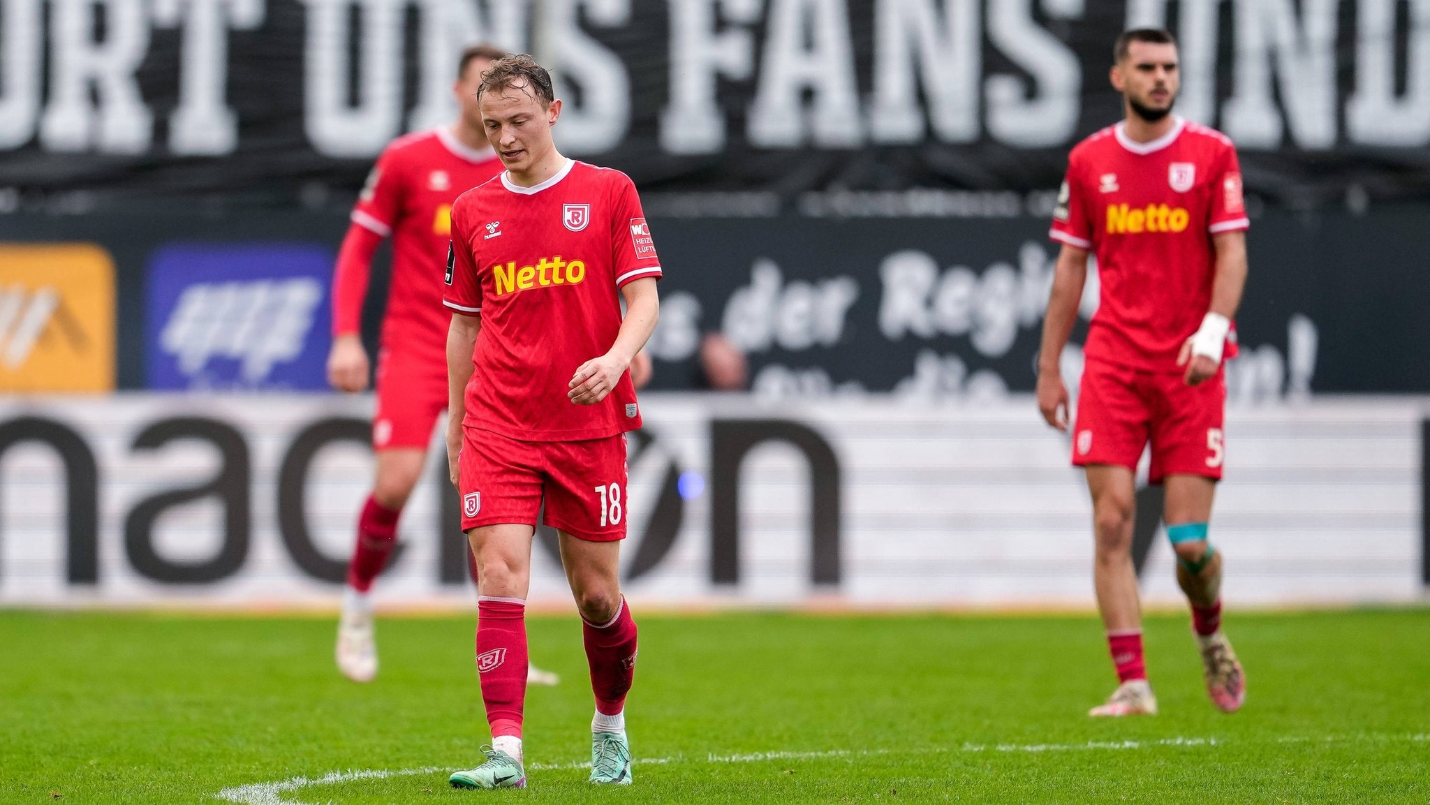 Wahnsinn in Sandhausen: Regensburg verspielt Drei-Tore-Führung