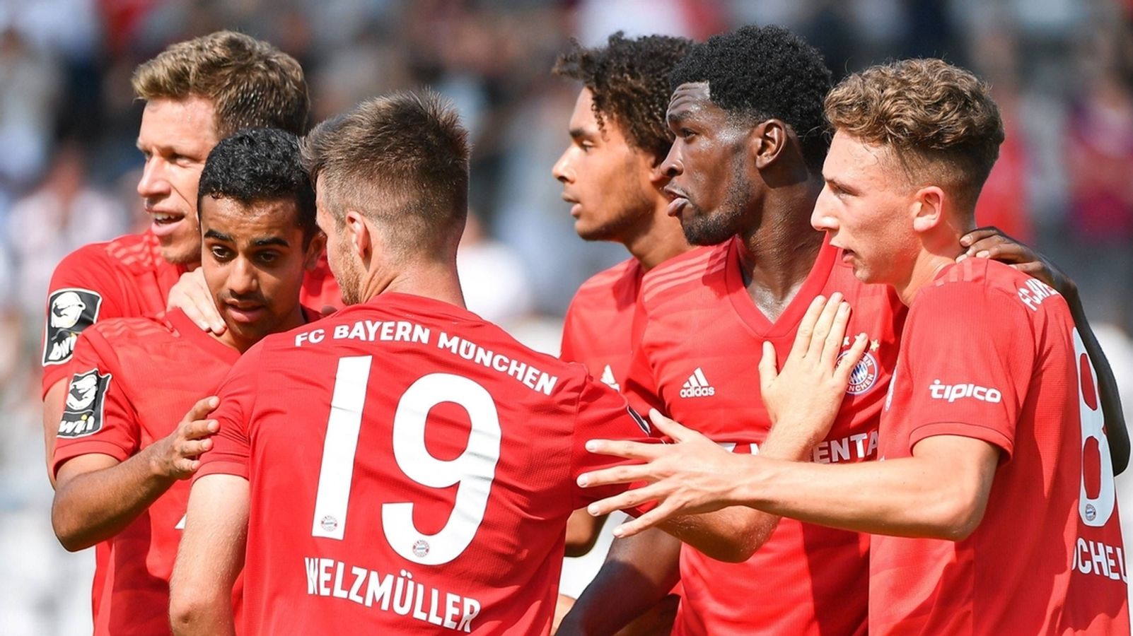 Die Reserve des FC Bayern und der Chemnitzer FC trennten sich am 6. Spieltag mit einem 2:2 Unentschieden. Mit Blick auf die Verteilung der wirklich guten Tormöglichkeiten ging die Punkteteilung Die Reserve des FC Bayern und der Chemnitzer FC trennten sich am 6. Spieltag mit einem 2:2 Unentschieden. Mit Blick auf die Verteilung der wirklich guten Tormöglichkeiten ging die Punkteteilung