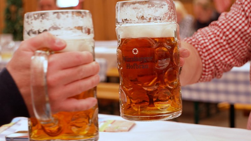 Der Frühling steht vor der Tür und das erste große Volksfest in Bayern hat begonnen - in Würzburg. | Bild: Bayerischer Rundfunk 2025 Der Frühling steht vor der Tür und das erste große Volksfest in Bayern hat begonnen - in Würzburg.