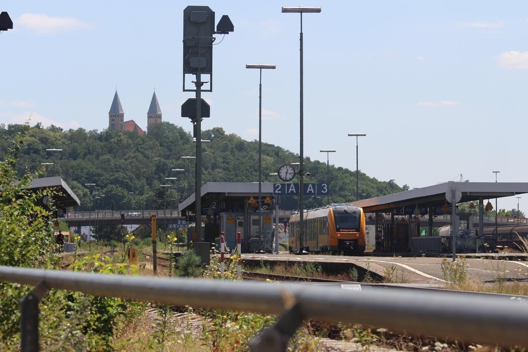 Archivbild: Der Zugbahnhof in Schwandorf, Oberpfalz