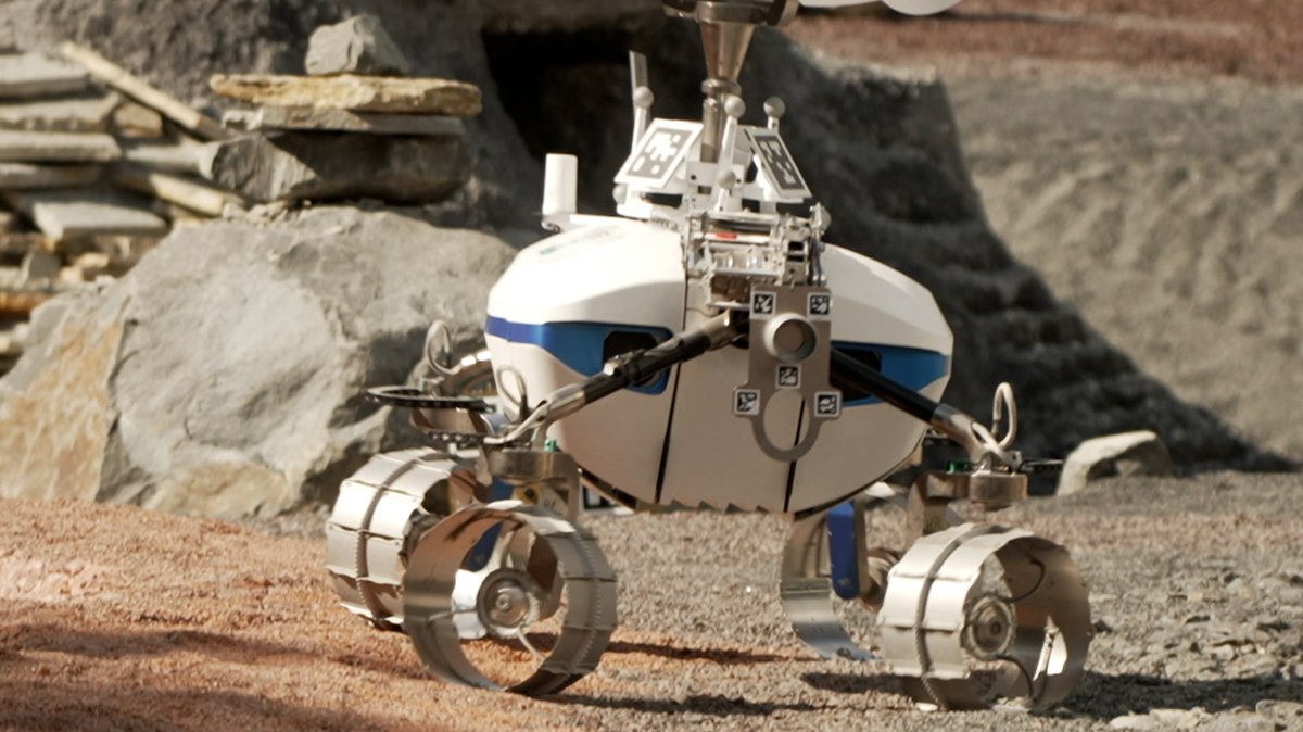 Roboter im Einsatz: Neues Mond-Mars-Testgelände bei München
