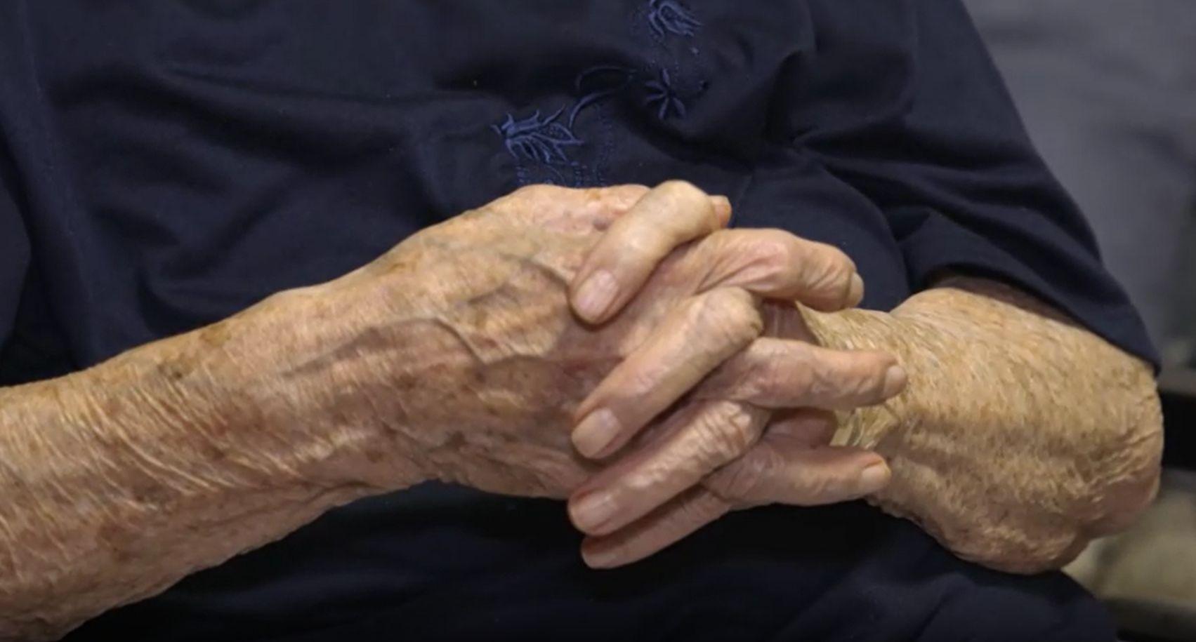 Eine Bewohnerin des St. Josefs-Heims in München