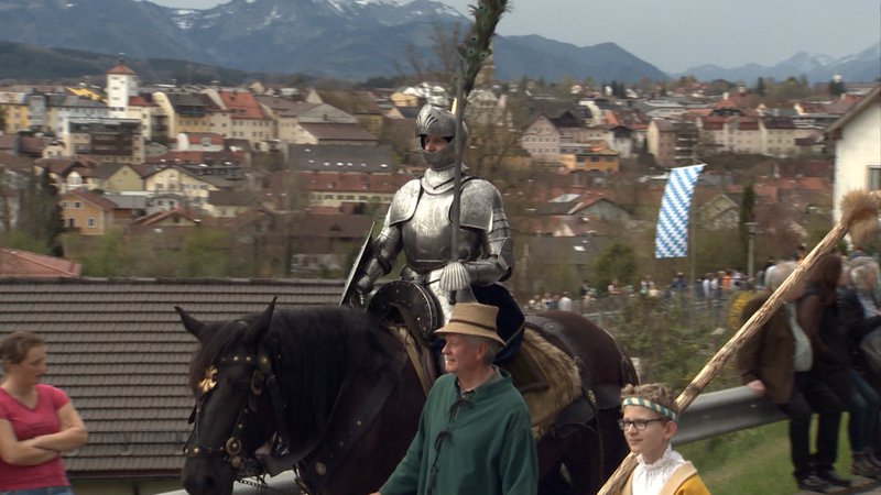 Traditionelle Pferdewallfahrt: Georgi-Ritt in Traunstein